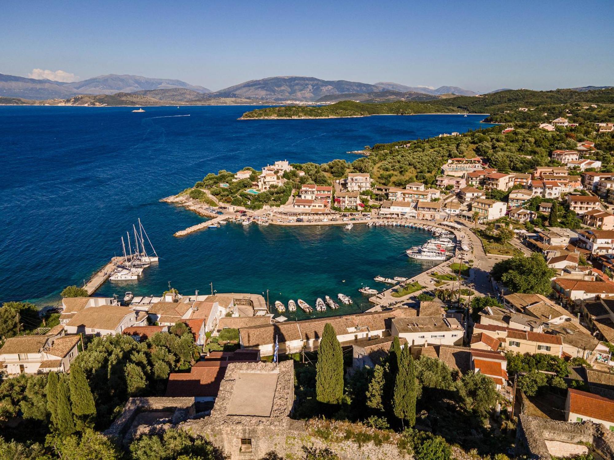 Serenity House Kassiopi Exterior photo